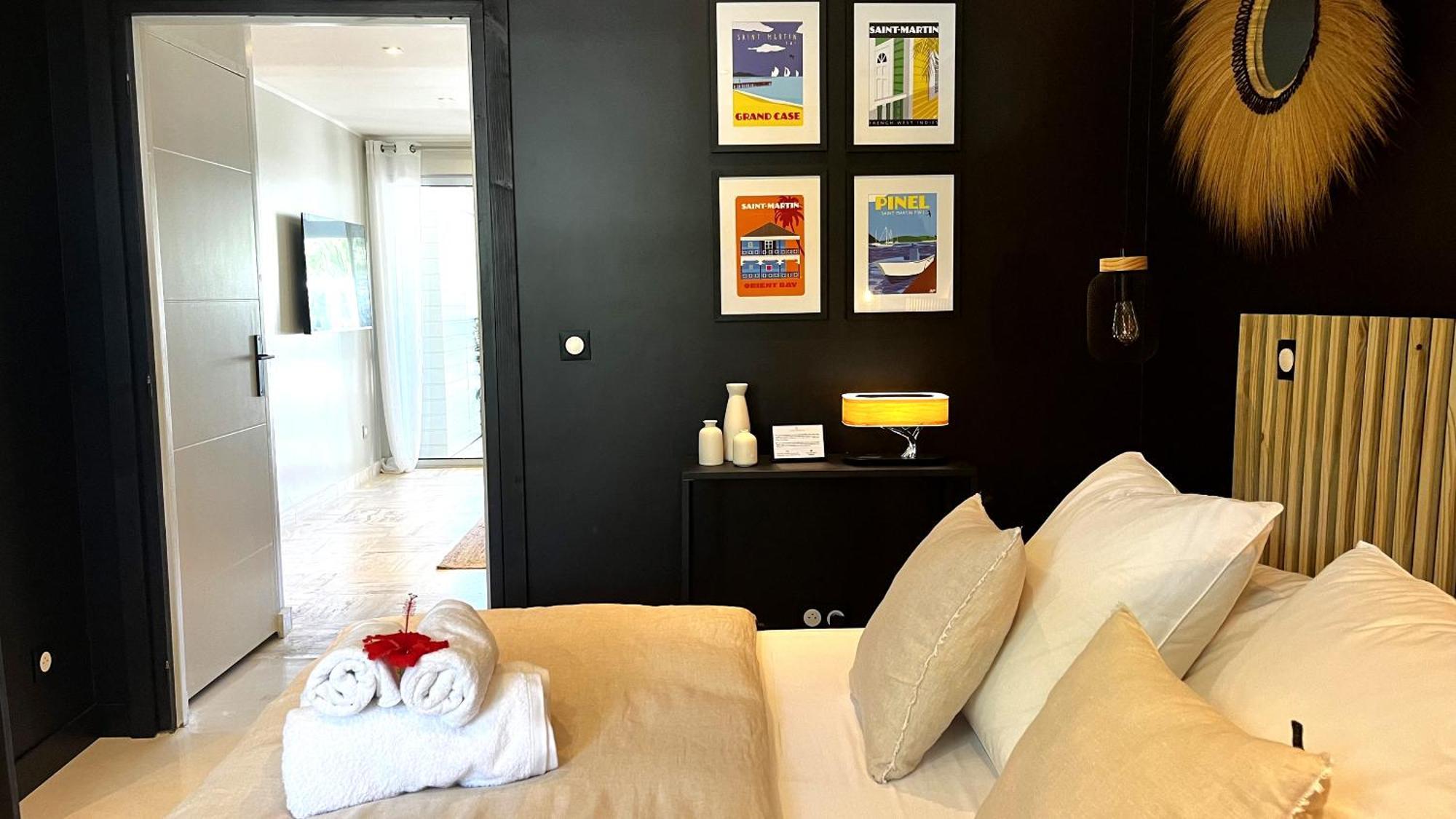 Pomme Cannelle Luxury Suites & Spa Orient Bay Room photo